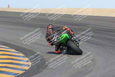 media/Feb-04-2023-SoCal Trackdays (Sat) [[8a776bf2c3]]/Turn 10 Backside (1010am)/